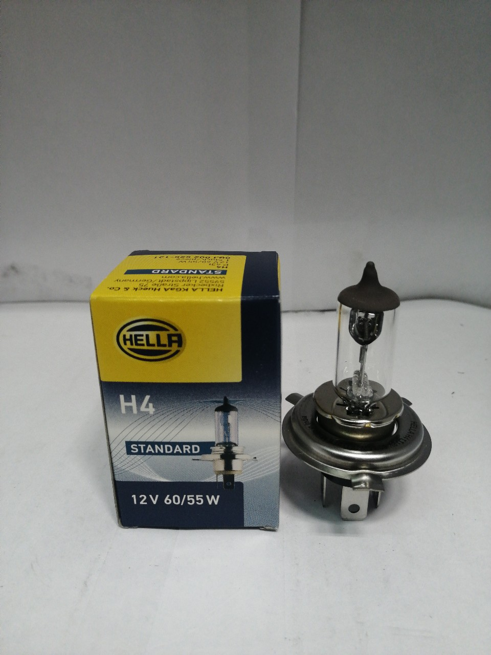 Купить запчасть HELLA - 8GJ002525131 Лампа H4 12V standard (1 шт)