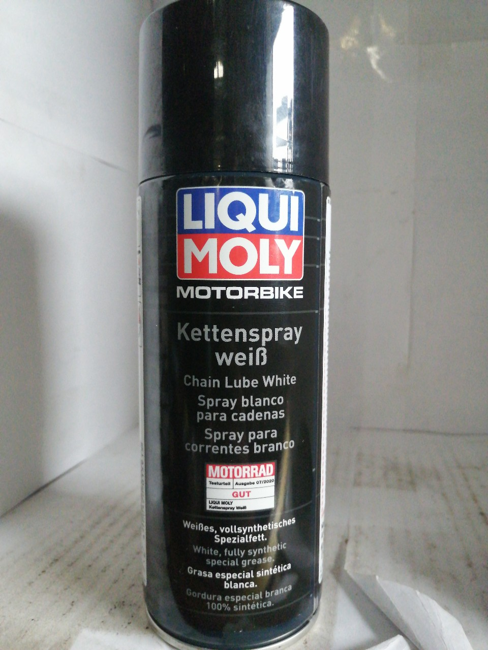 Купить запчасть LIQUI MOLY - 1591 1591 LiquiMoly Белая цепная смазка д/мотоц. Motorbike Kettenspray weiss (0,4л)