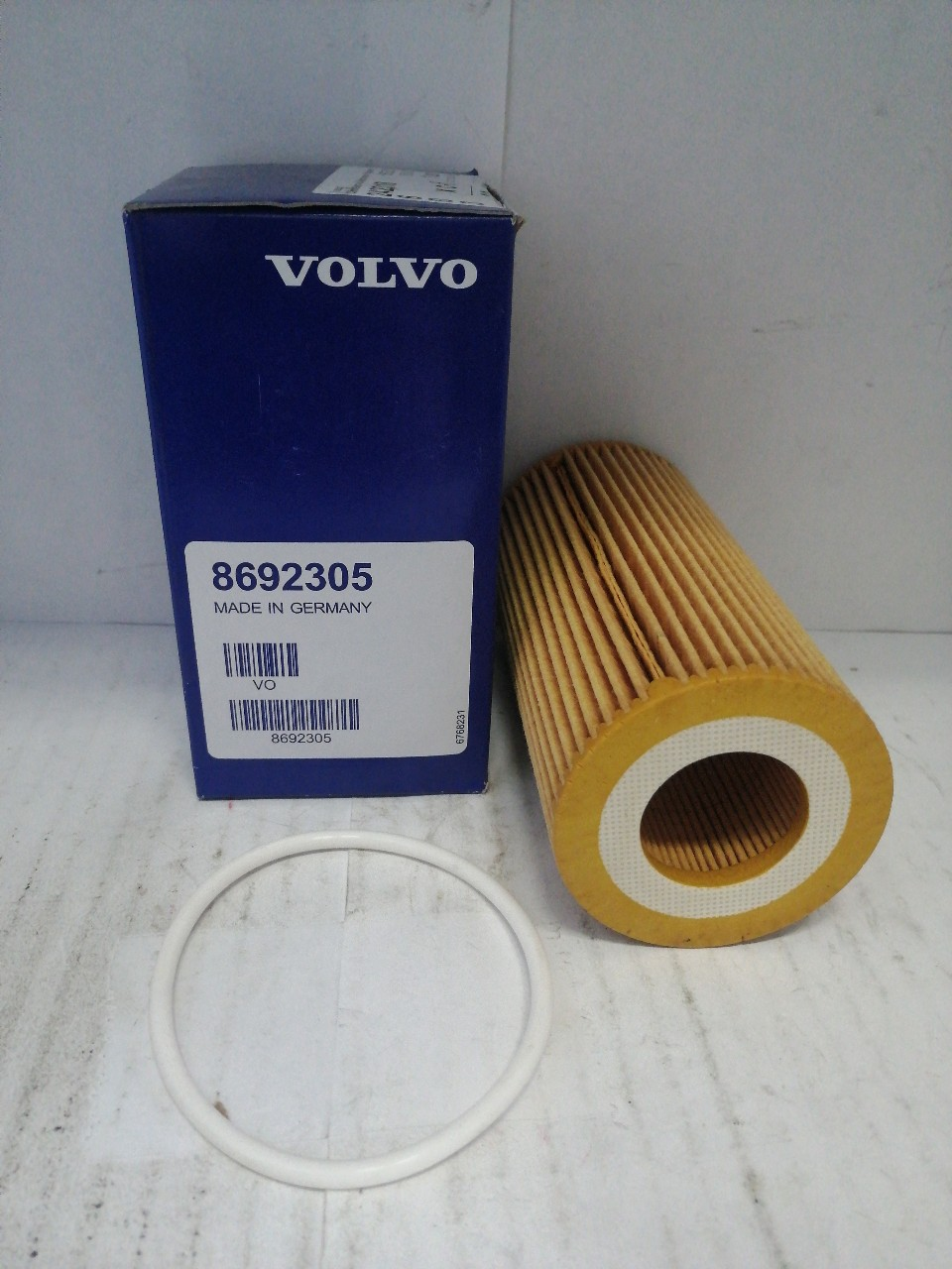 Купить запчасть VOLVO - 8692305 фильтр масляный двигателя 2,4 2,5d VOLVO 8692305