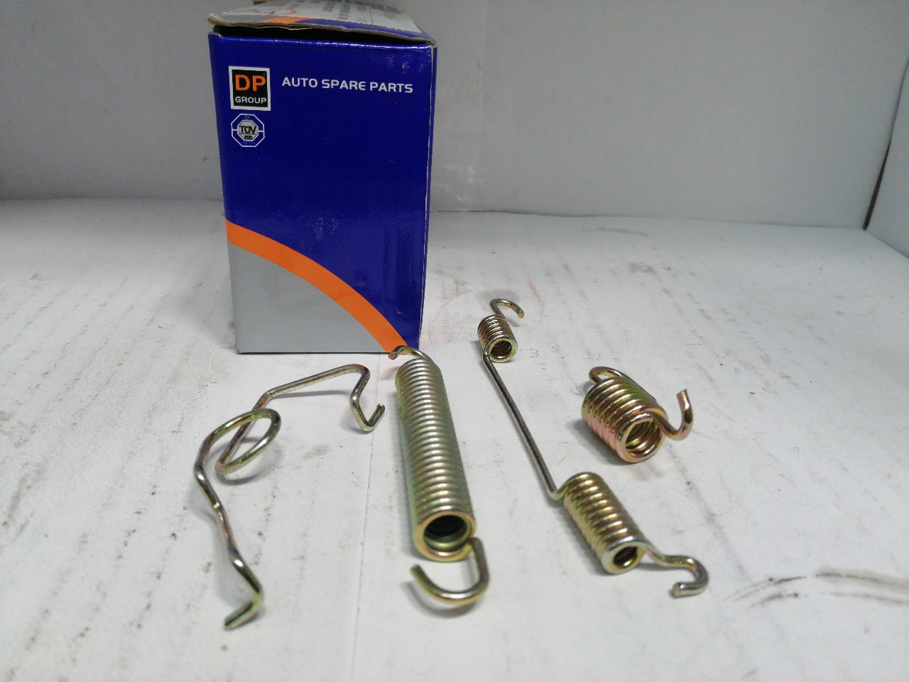 Купить запчасть DP-GROUP - BS1341R становочный к-т колодок Ford Transit 91-00 установ.к-т. барабан торм.колодок (254mm)