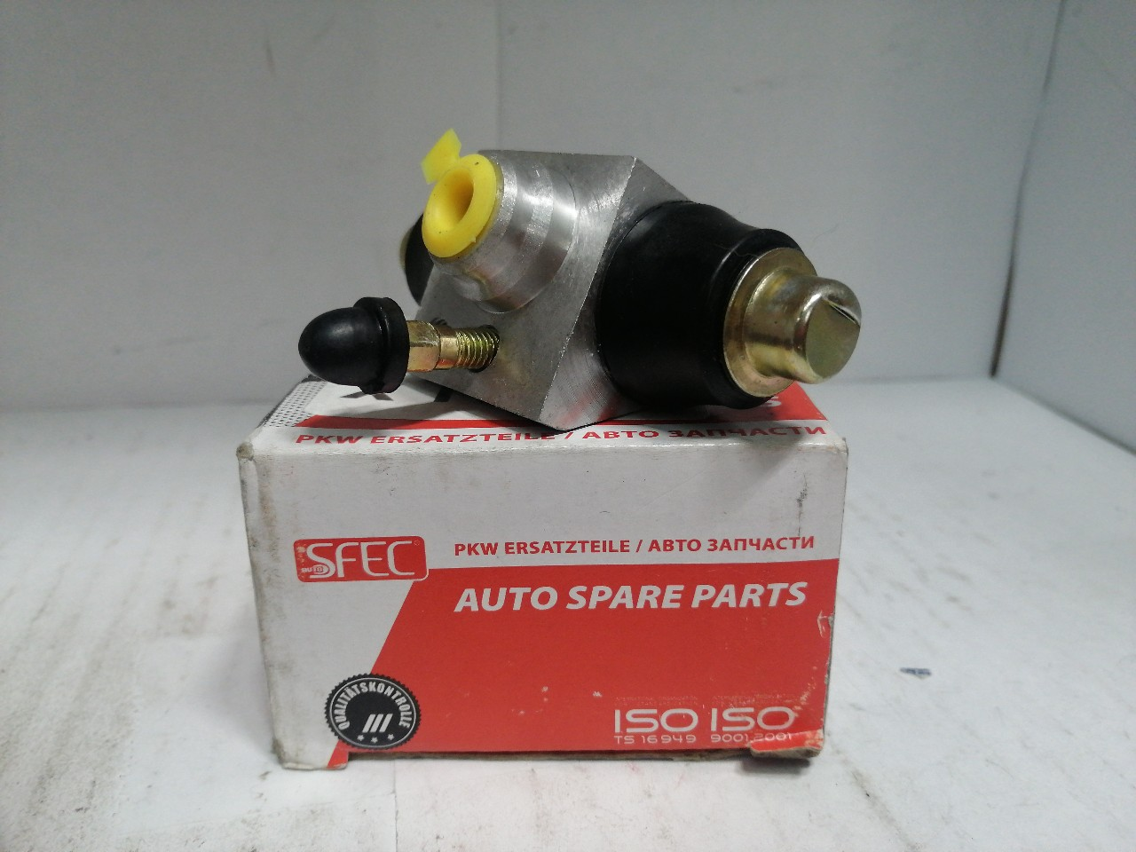 Купить запчасть SFEC - BC004299 Цилиндр тормозной рабочий AUDI 100/80/VW CADDY/G3/PASSAT/SKODA OCTAVIA 88-04