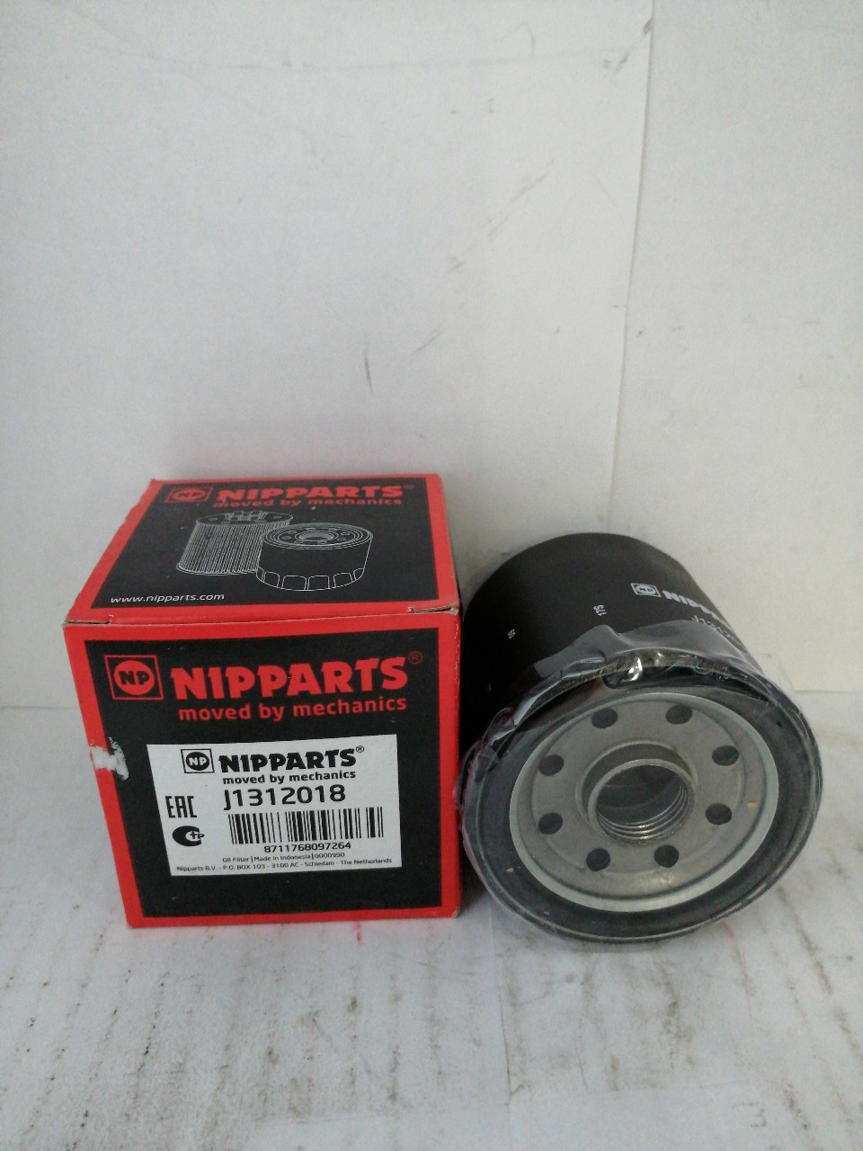 Купить запчасть NIPPARTS - J1312018 Фильтр маслян Toyota Avensis Auris Yaris Corolla
