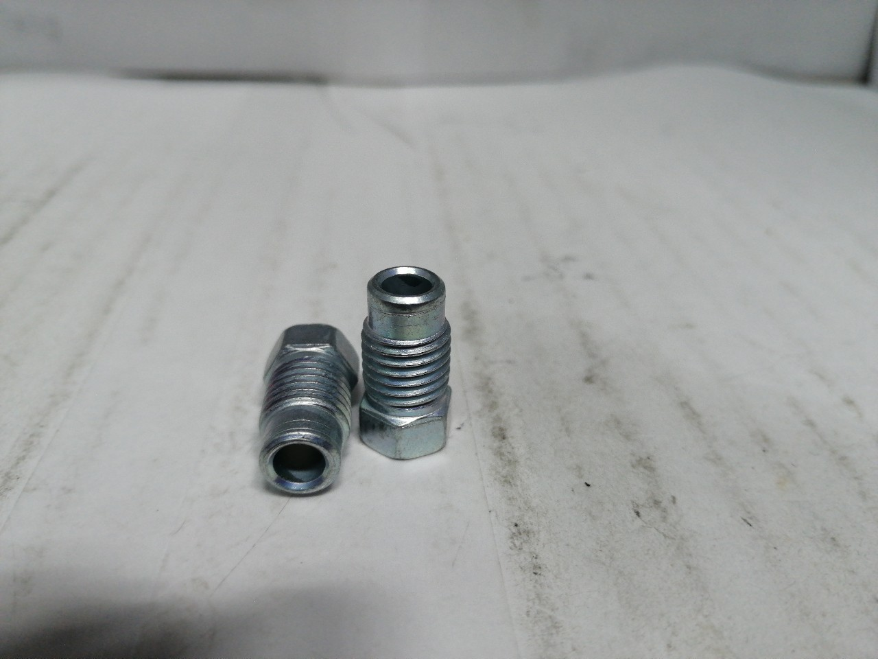 Купить запчасть WP - Z112 Штуцер M10X1.25, L=19.5MM, S=10, D=5MM