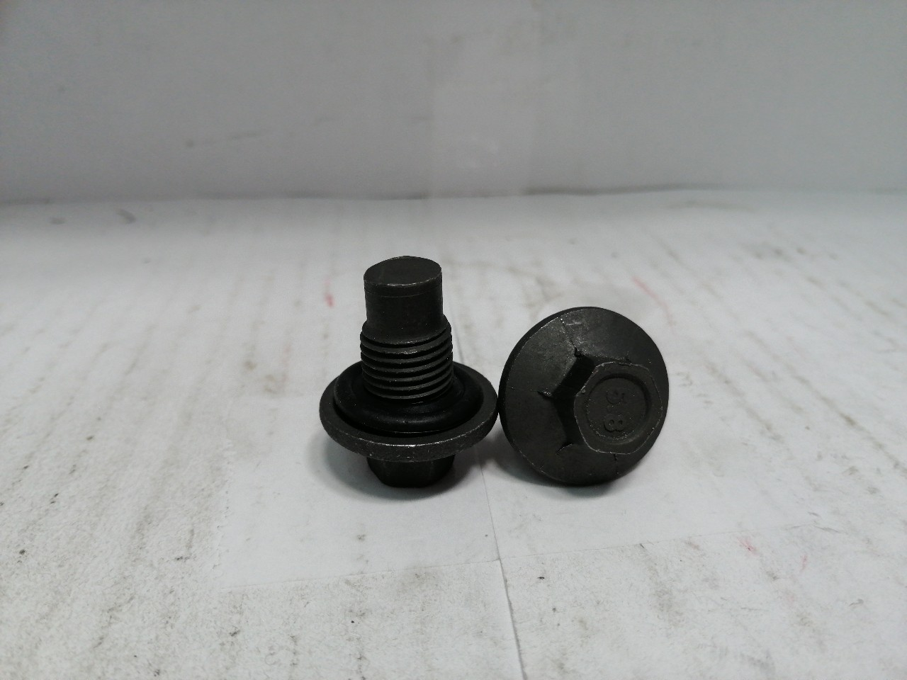 Купить запчасть BSG - BSG30230035 Пробка сливная FORD Focus,Mondeo,Transit поддона картера M14х1.5 BASBUG