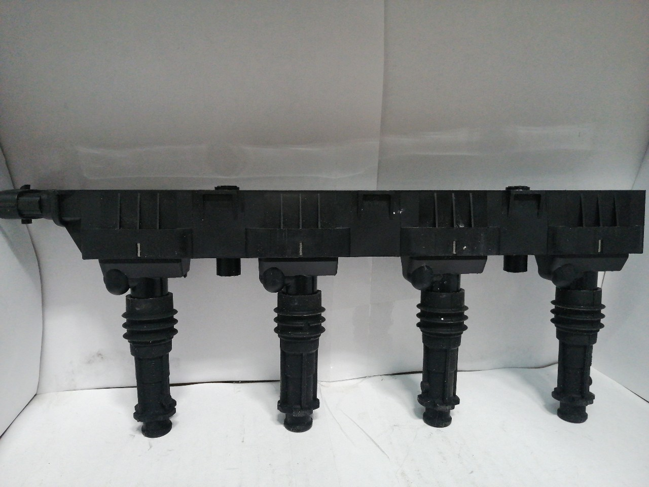 Купить запчасть BOSCH - 0221503472 Катушка зажигания OPEL AGILA 04-, ASTRA H 04-, COMBO 04-, CORSA C 00-, CORSA D 06-, MERIVA 04-10, TI